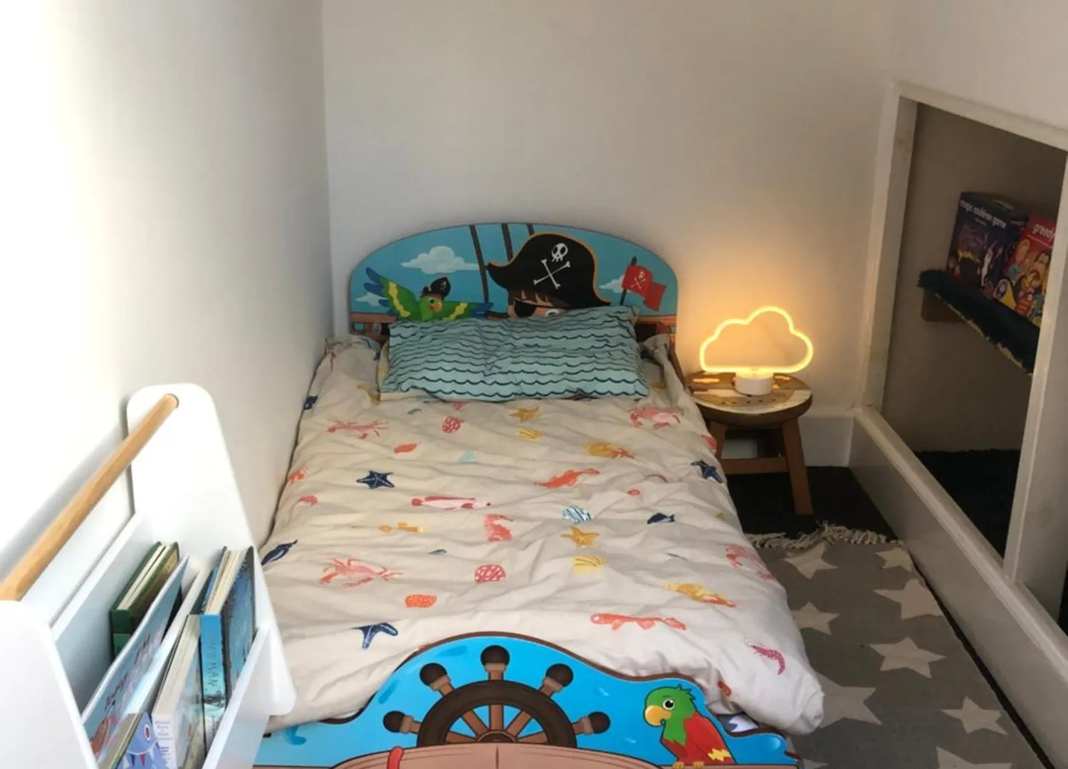 Granby House Holiday Apartments, Apartment 3, In The Old Town, Free On Street Parking Included スカーバラ